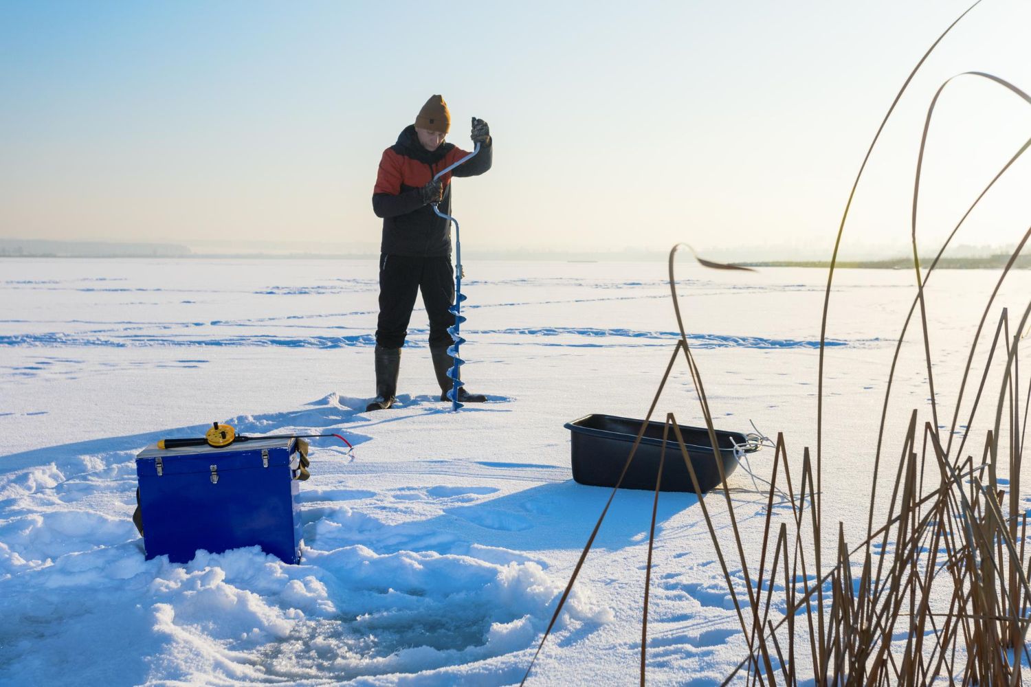 Zimowe wędkowanie dla początkujących: wybór pierwszych miejsc